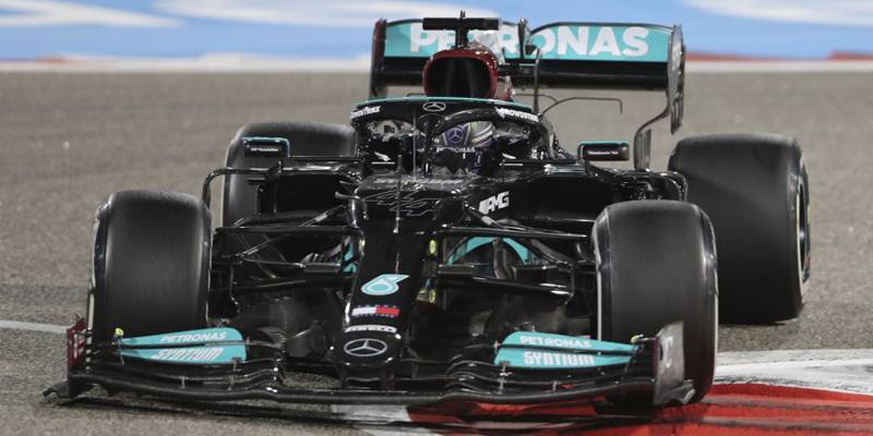 Lewis Hamilton ha vinto il Gran Premio del Bahrein
