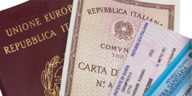 Dalla carta d'identità alla patente di guida, i documenti saranno tutti digitali