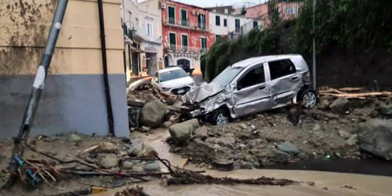 Frana per il maltempo a Casamicciola