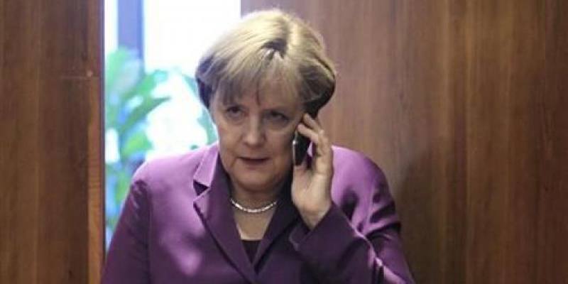 Merkel ingannata dai comici russi che fingono di essere l'ex presidente ucraino Poroshenko