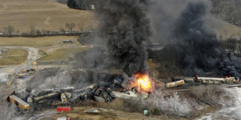 USA, il treno deragliato che trasportava sostanze tossiche ha causato la morte di circa 45.000 pesci