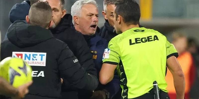 Caso-Mourinho: l’arbitro Marco Serra potrebbe non dirigere più in Serie A secondo uno scoop delle Iene