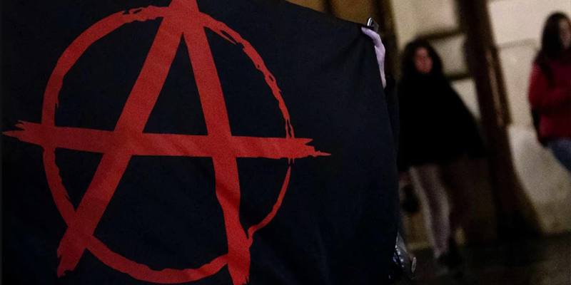 Chi sono gli anarchici?