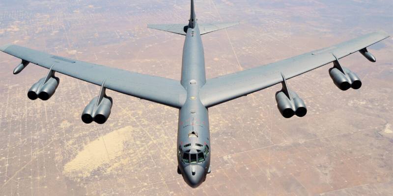 Un bombardiere B-52 americano si è spinto fino ai confini della Russia