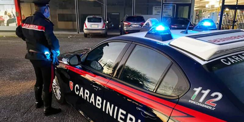 Un carabiniere si è costituito dopo la morte di un uomo e il ferimento di una donna in provincia di Latina