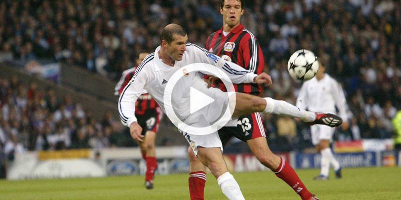 Il goal di Zinedine Zidane in Real Madrid Bayer Leverkusen del 2002