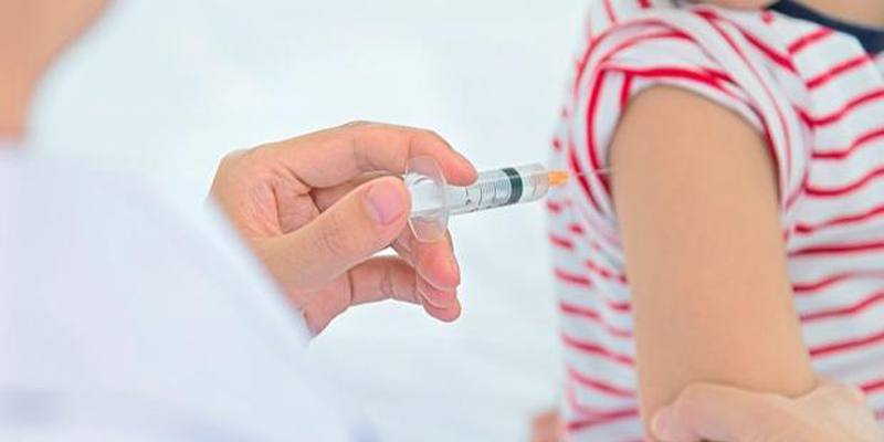 L'OMS ha ridimensionato l'utilità dei vaccini a bambini e adolescenti sani nella gestione della pandemia da coronavirus