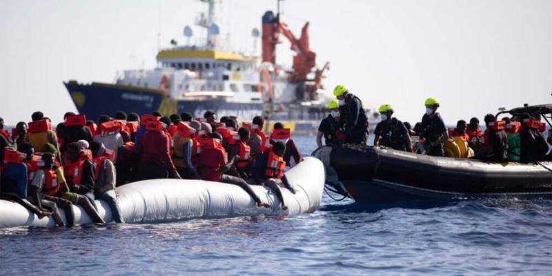 Nel 2022 sono arrivati in Italia 105.131 migranti irregolari dal Mediterraneo