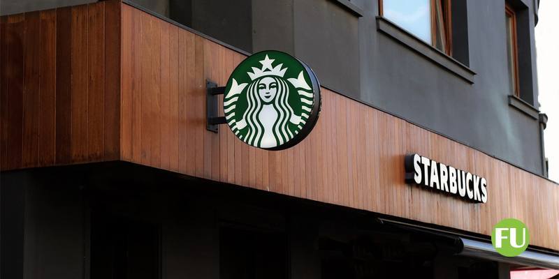 Un'ex manager di Starbucks, licenziata perché bianca, riceverà un risarcimento di 25,6 milioni di dollari