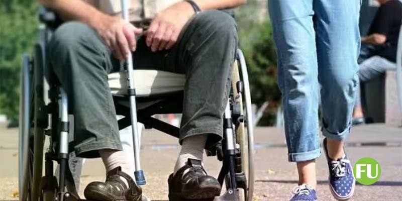 A Torino un uomo disabile ha pubblicato sui social le foto intime della fidanzata per vendicarsi dei maltrattamenti subiti da lei per anni