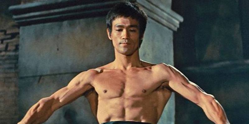 Chi era Bruce Lee?