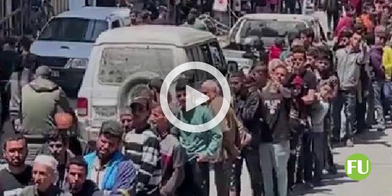 Il video della coda lunghissima al panificio riaperto a Gaza City 