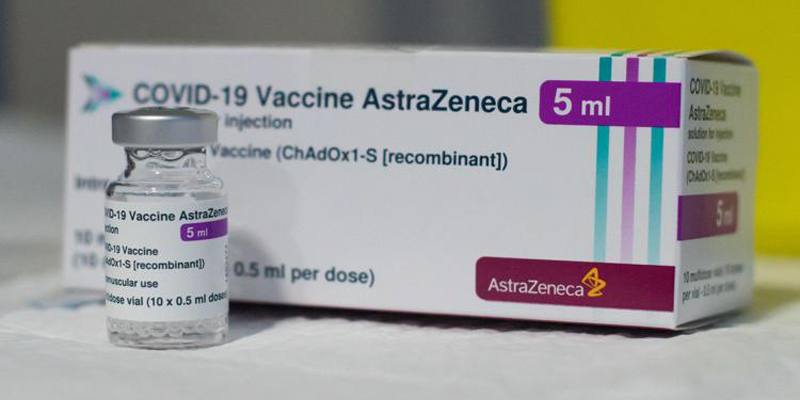 AstraZeneca ha ammesso un legame tra il suo vaccino contro Covid-19 e trombosi