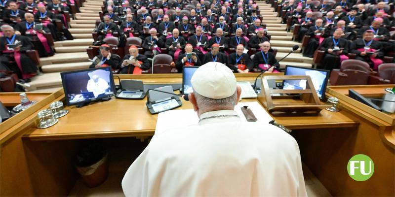 Le parole di papa Francesco sui seminaristi gay: C'è già troppa frociaggine