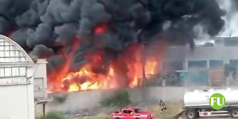 Corato (Bari): vasto incendio in una fabbrica di ortofrutta