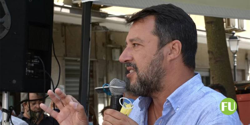 Gli ex poliziotti che diedero false informazioni a Salvini sulle Ong