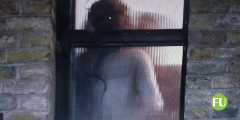 Bolzano: la vicina riprende con lo smartphone la coppia che fa sesso davanti alla finestra ma viene scoperta