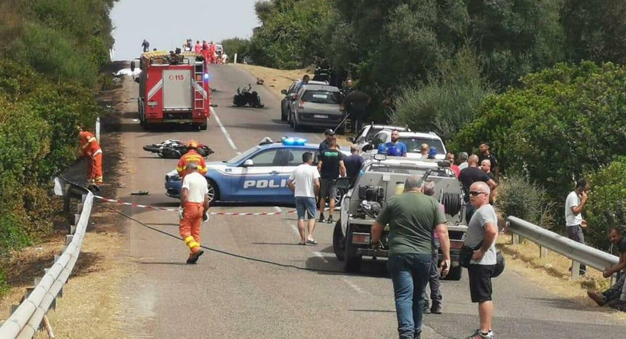 Incidente mortale tra moto e auto a Paulilatino (Oristano): tre ragazzi perdono la vita