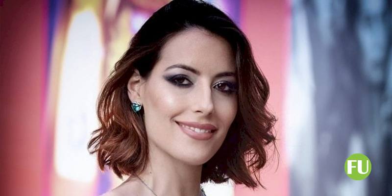 La giornalista e modella Stefania Secci denuncia un talent scout per molestie